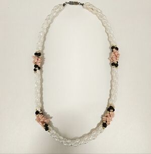 Vintage Elegant Mother of Pearl Coral and Black Onyx Necklace
